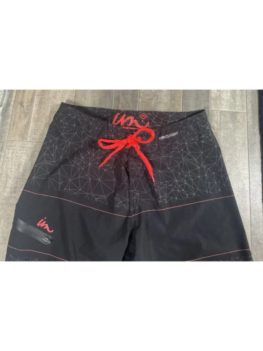 Imperial Motion IM Tight & Right Mens 30 Board Shorts Swim Trunks Black Surf